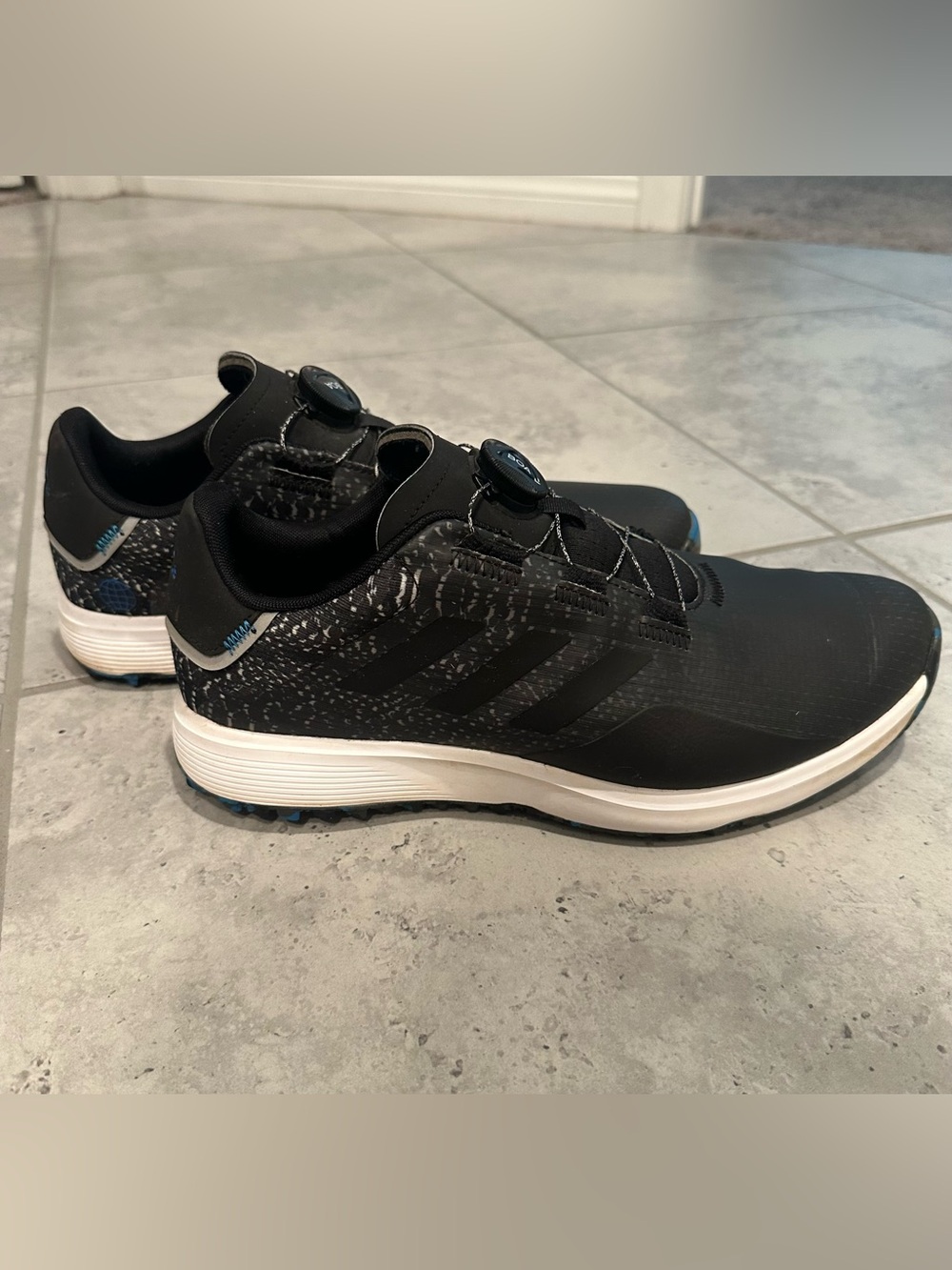 Adidas Men's S2G BOA Spikeless Golf Shoes